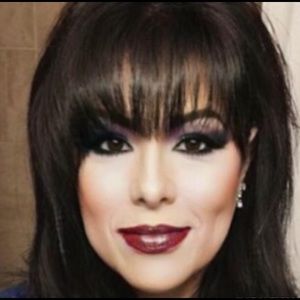 Meet your Posher, Ana